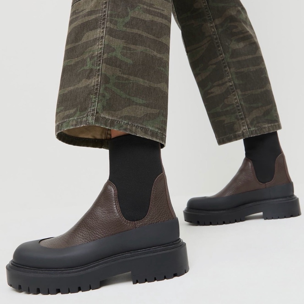 Loeffler Randall Siri Chelsea boots 6 - Picture 4 of 9